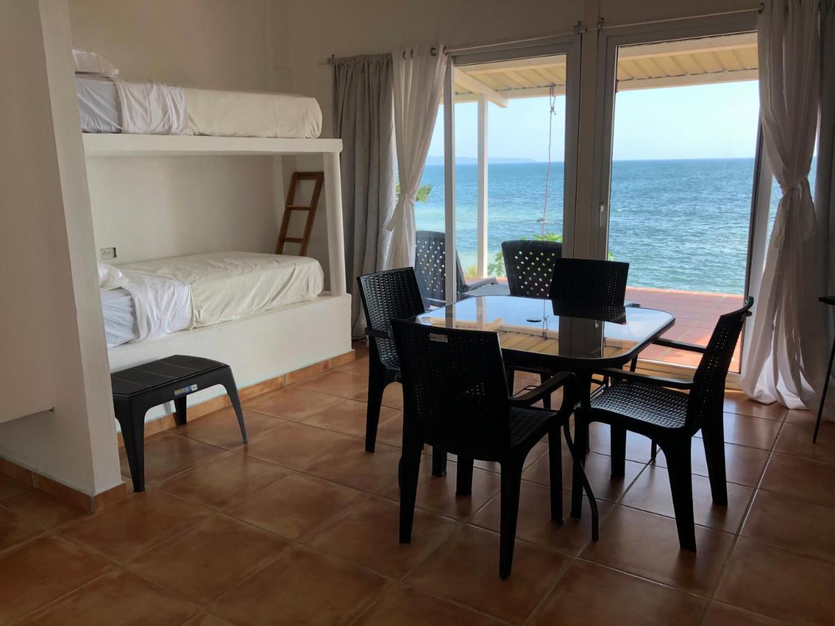Oceanfront Bungalows - Paradise Rentals Санта-Каталина Экстерьер фото