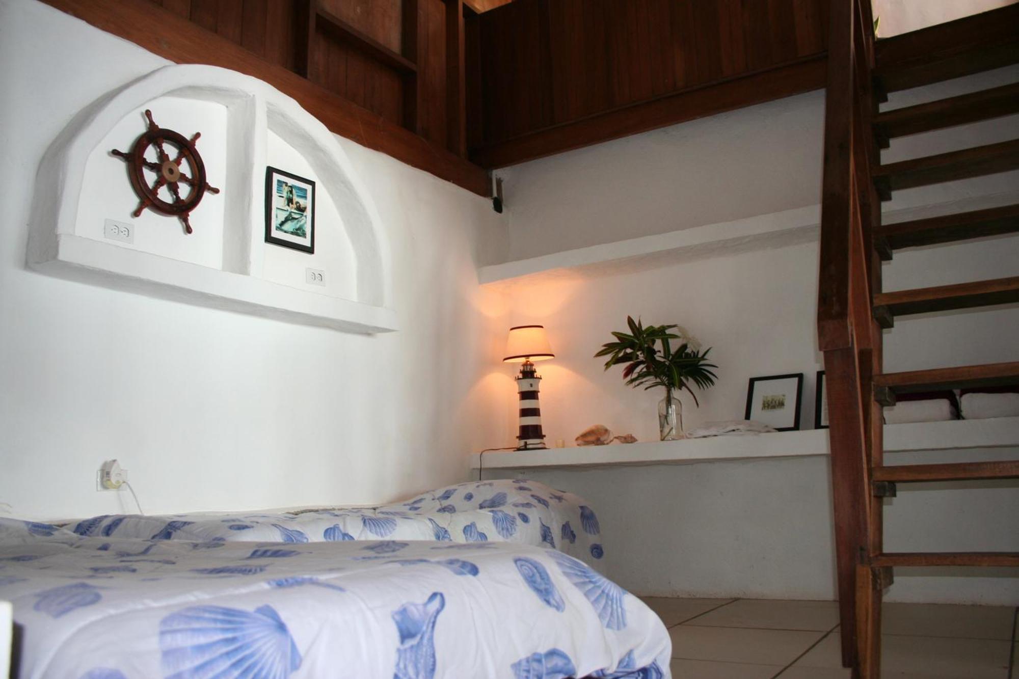 Oceanfront Bungalows - Paradise Rentals Санта-Каталина Экстерьер фото